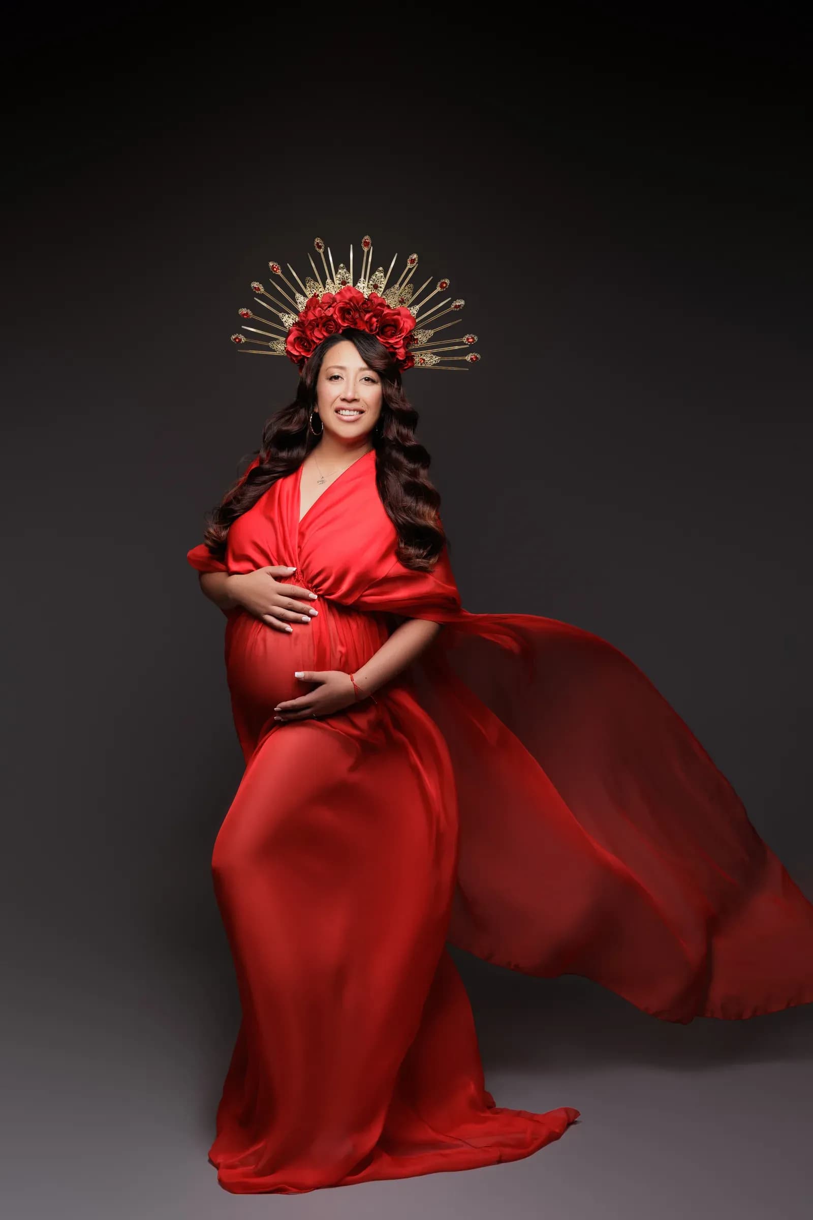 Maternity session at Natalie Vell Studio — photo 1